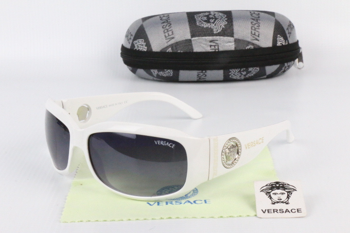 Versace Boutique Sunglasses 054